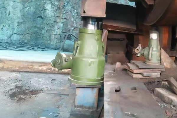 凯塔尔螺旋千斤顶顶升作业设备检修工程